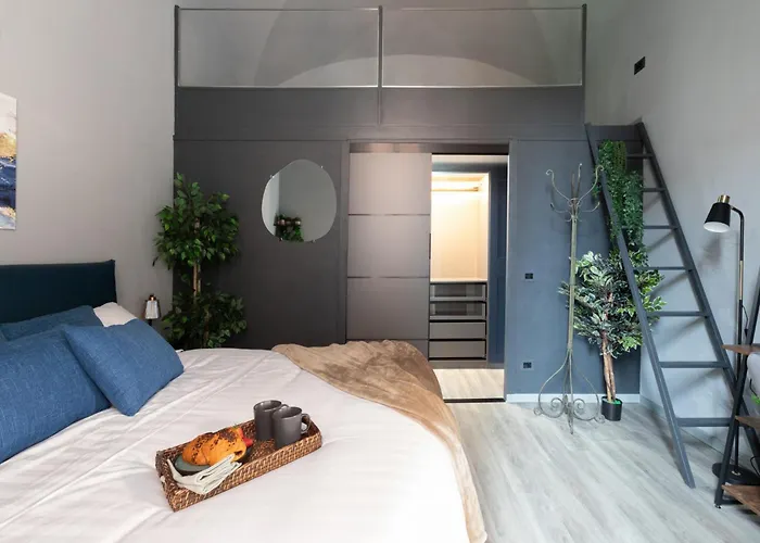 The Rent - Modern One-bedroom In Trastevere Apartment *